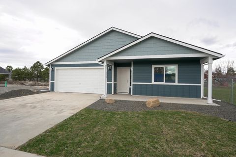 Single Family Residence in Spokane Valley WA 18521 3rd Ave.jpg