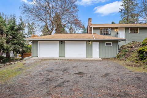 Photo of 4203 E 16TH Ave, Spokane, WA 99223 (MLS # 202527058)