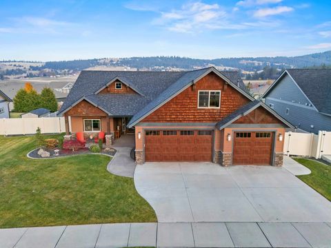 Photo of 5019 E 42nd Ave, Spokane, WA 99223 (MLS # 202526994)