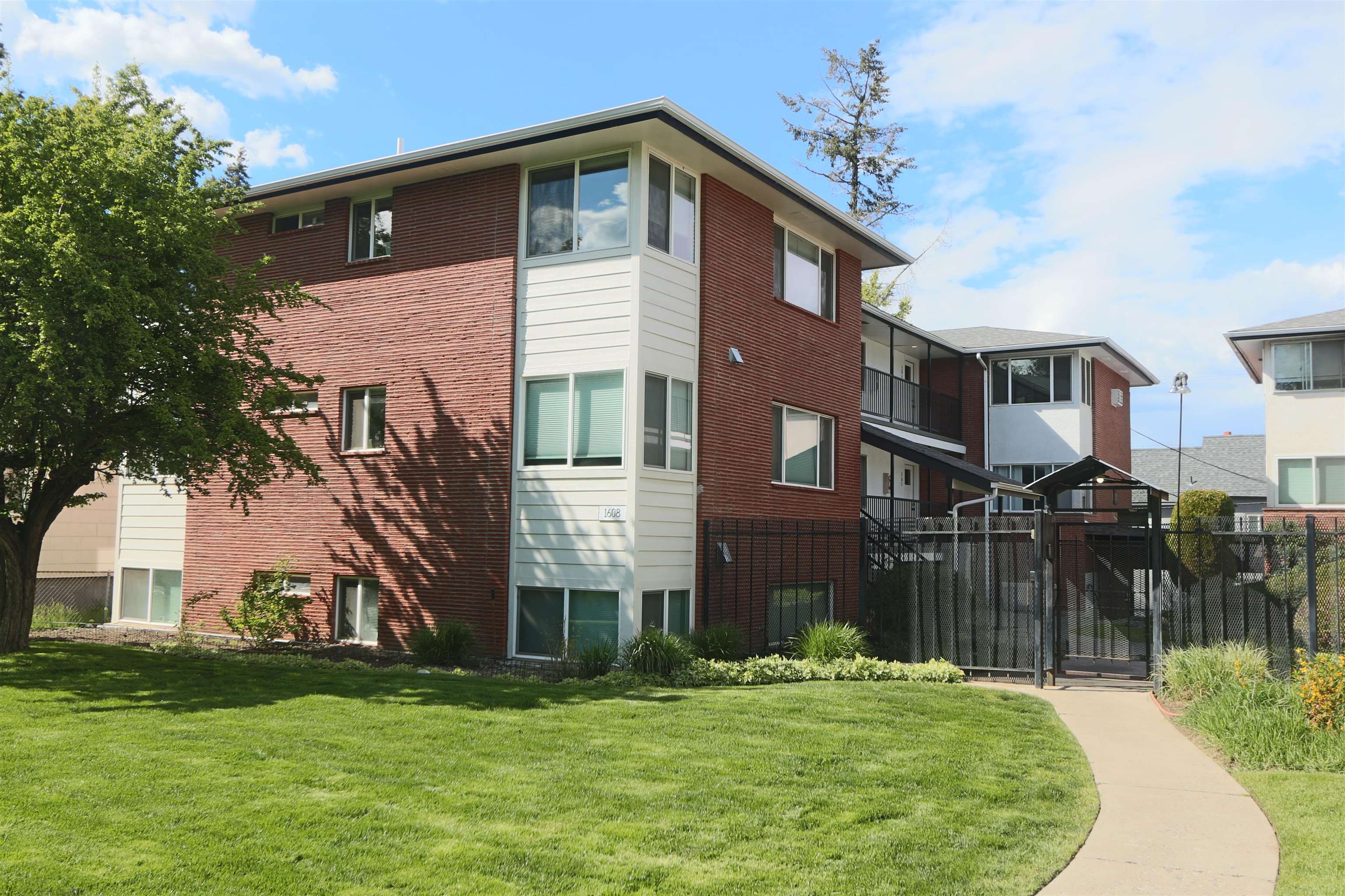 Photo 1 of 15 — 1608 W 8th Ave, Spokane, WA 99204