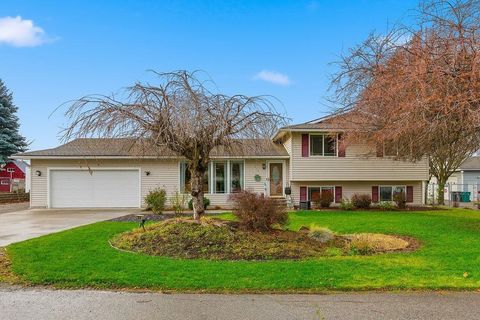 Photo of 1019 N Pierce Rd, Spokane Valley, WA 99206 (MLS # 202527776)