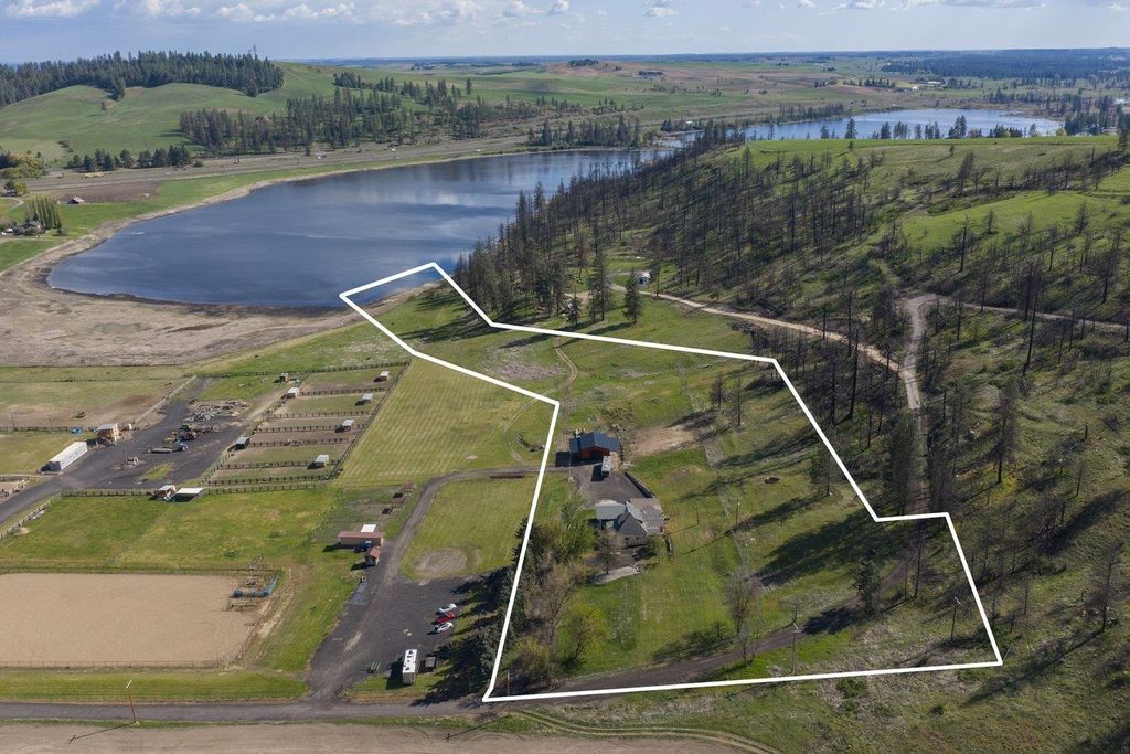 Photo of 14809 W Taylor Rd, Cheney, WA 99004 (MLS # 202616457)