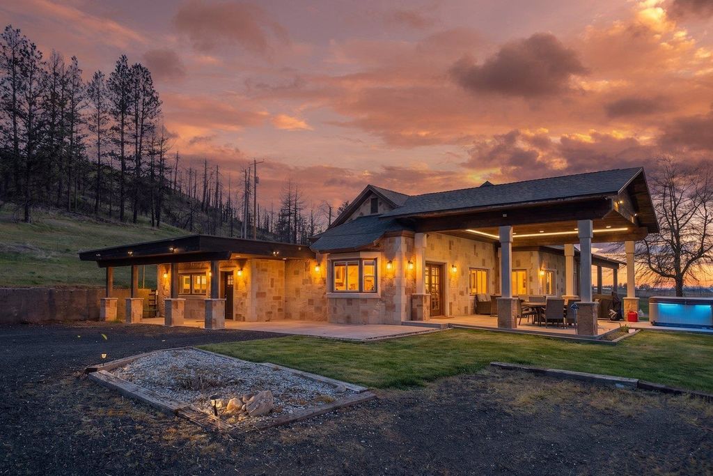 Photo of 14809 W Taylor Rd, Cheney, WA 99004 (MLS # 202616457)