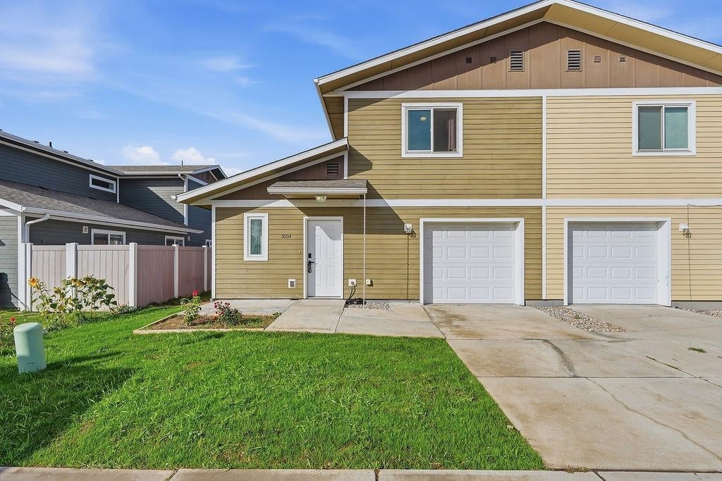 Photo of 1004 S Margaret St, Deer Park, WA 99006 (MLS # 202625134)