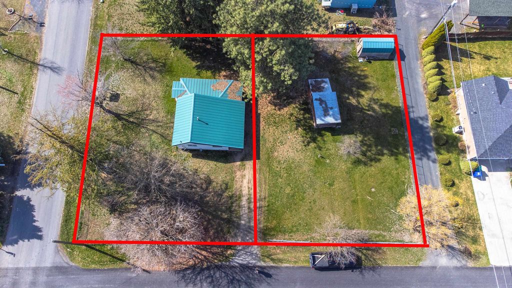 Photo of 323 E D St, Deer Park, WA 99006 (MLS # 202614023)