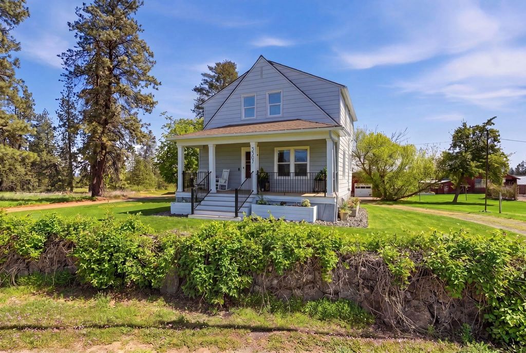 Photo of 3307 S Abbott Rd, Spokane, WA 99224 (MLS # 202616395)