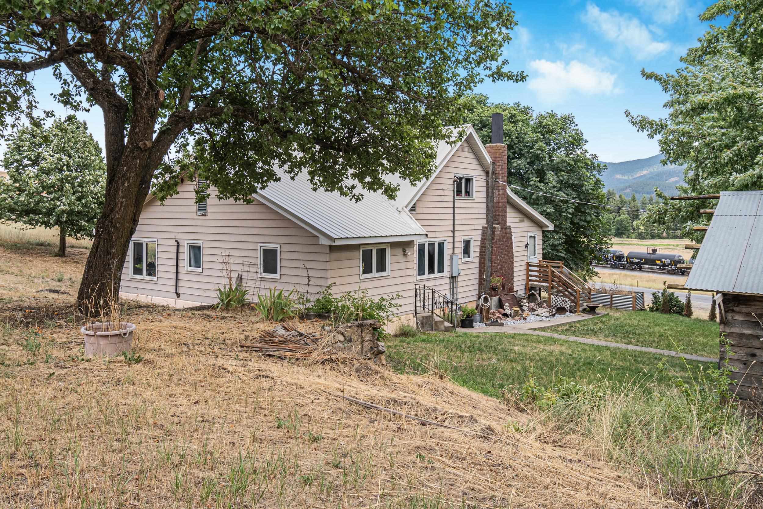 Photo 1 of 40 — 792A 395 Hwy, Kettle Falls, WA 99141