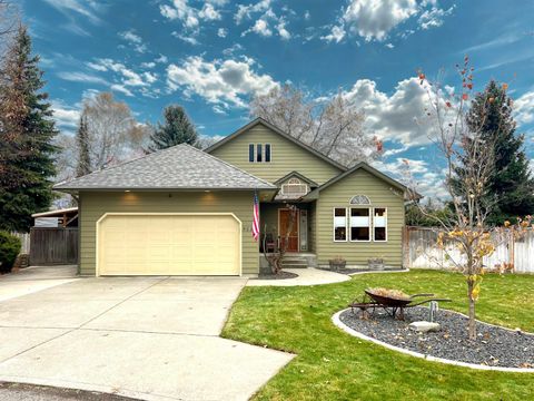 Photo of 5023 S Lee Cir, Spokane, WA 99223 (MLS # 202527531)