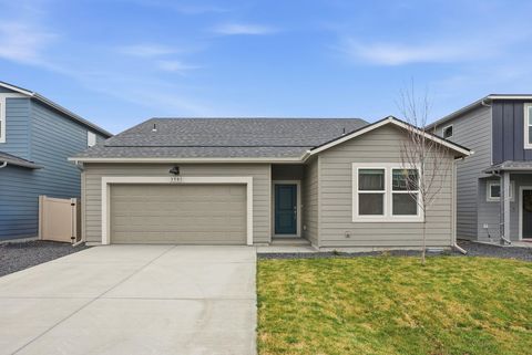 Photo of 3671 S McCabe Ln, Spokane, WA 99206 (MLS # 202614163)