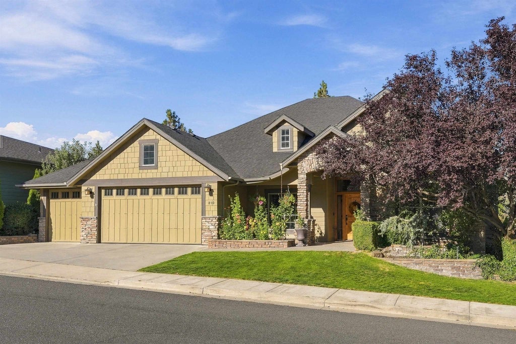 Photo of 810 W Willapa Ave, Spokane, WA 99224 (MLS # 202625538)