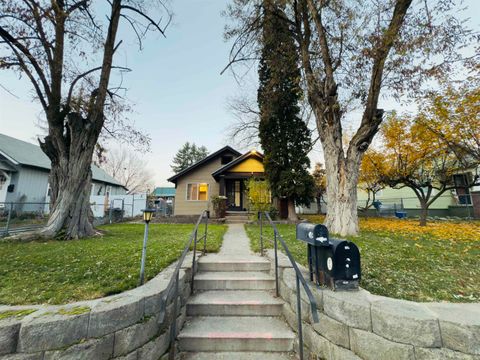 Photo of 2217 E 7TH Ave, Spokane, WA 99202 (MLS # 202527664)