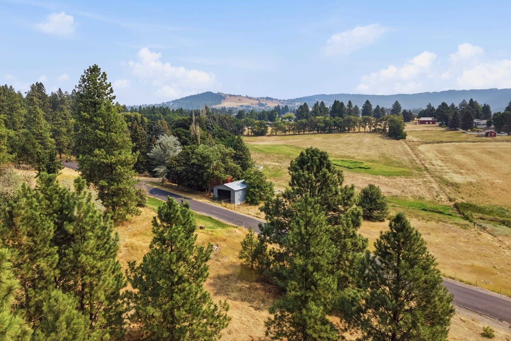 Photo of Unassigned S Regal Rd, Spokane, WA 99223 (MLS # 202623736)