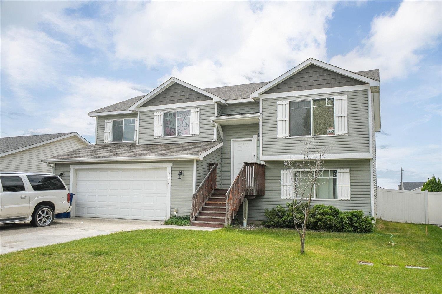 Photo 1 of 32 — 728 E Carrie Dr, Medical Lake, WA 99022