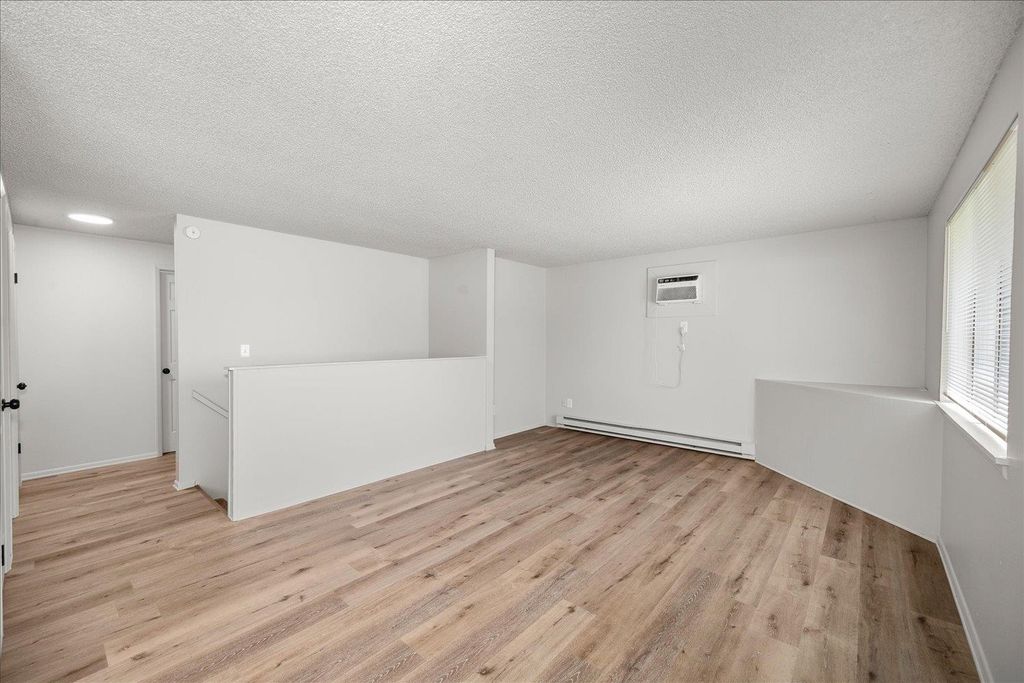 Photo of 821 E North Ave, Spokane, WA 99207 (MLS # 202615996)