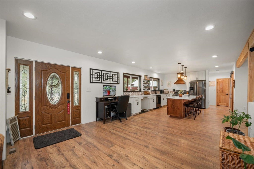 Photo of 7908 S Carnation Rd, Spokane, WA 99224 (MLS # 202623539)