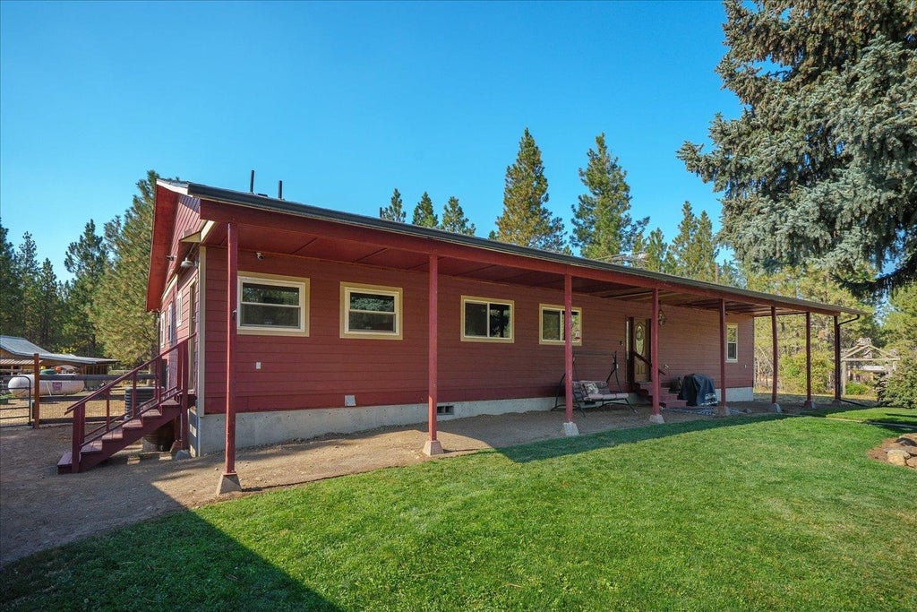Photo of 7908 S Carnation Rd, Spokane, WA 99224 (MLS # 202623539)