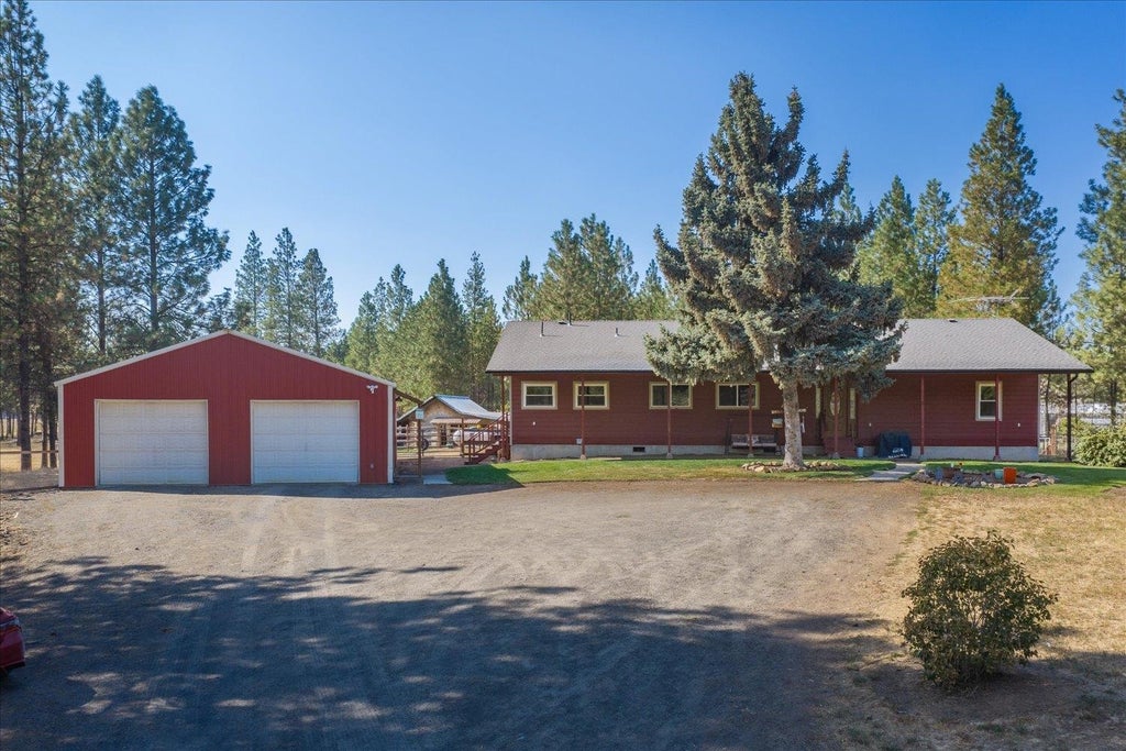 Photo of 7908 S Carnation Rd, Spokane, WA 99224 (MLS # 202623539)