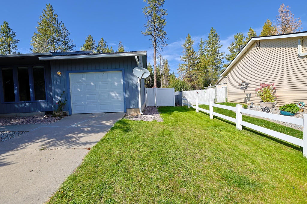 Photo of 1125 E Evergreen Dr, Medical Lake, WA 99022 (MLS # 202624585)