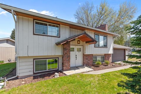 Photo of 14318 N Dakota St, Spokane, WA 99208 (MLS # 202616598)