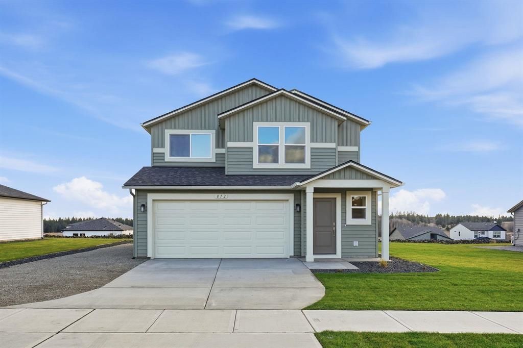 Photo of 1012 E K St, Deer Park, WA 99006 (MLS # 202613828)