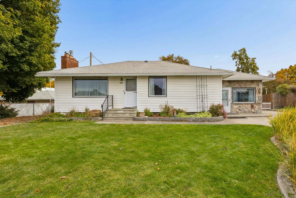Photo of 715 S Houk Rd, Spokane, WA 99216 (MLS # 202626010)