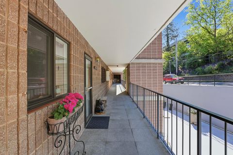 Photo of 136 E Rockwood Blvd, Spokane, WA 99202 (MLS # 202616503)