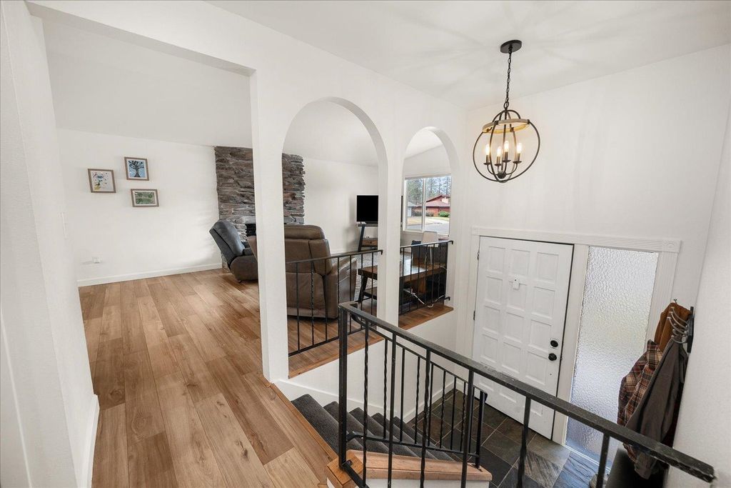 Photo of 5231 W Rosewood Ave, Spokane, WA 99208 (MLS # 202616187)