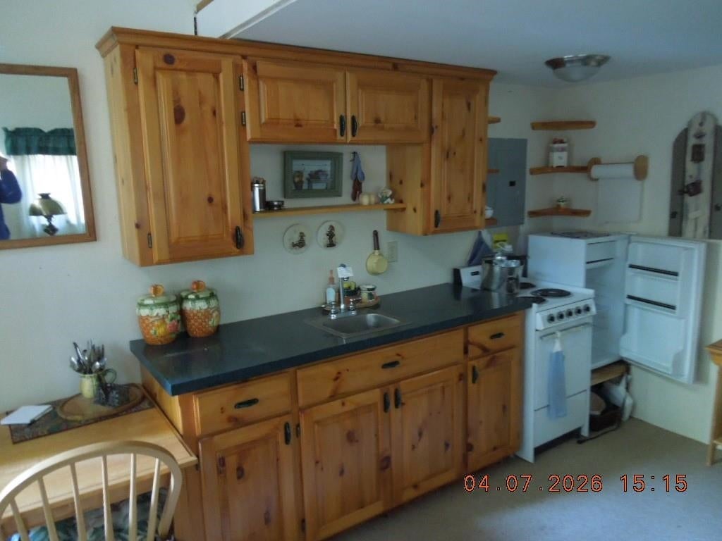 Photo of 11507 S Alpine Fern Ln, Rockford, WA 99030 (MLS # 202619259)