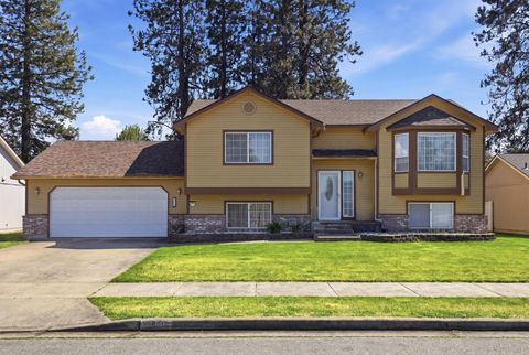 Photo of 480 E SAND WEDGE Dr, Post Falls, ID 83854 (MLS # 202618531)
