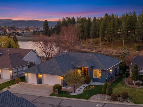 Photo of 859 S Shelley Lake Ln, Spokane Valley, WA 99037 (MLS # 202614371)