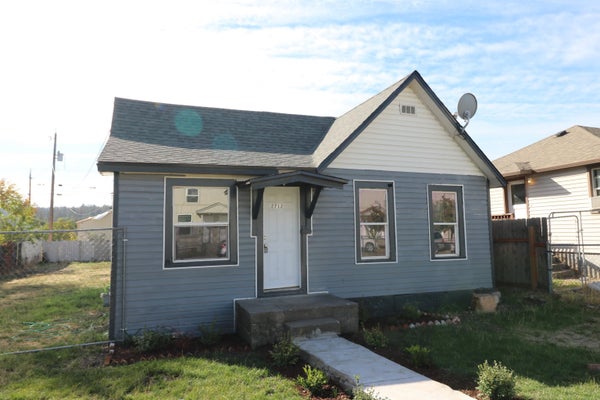 2712 E PACIFIC AVE, SPOKANE, WA 99202 - Image a4dcff6d17ff5a1cd7e82b0b2d6096bc/4153053251