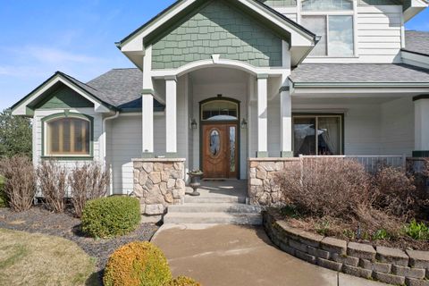 Photo of 10110 N Moss Ln, Spokane, WA 99208 (MLS # 202613085)