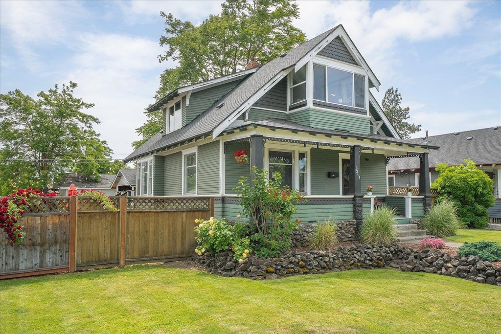 Photo of 1201 W Garland Ave, Spokane, WA 99205 (MLS # 202619063)