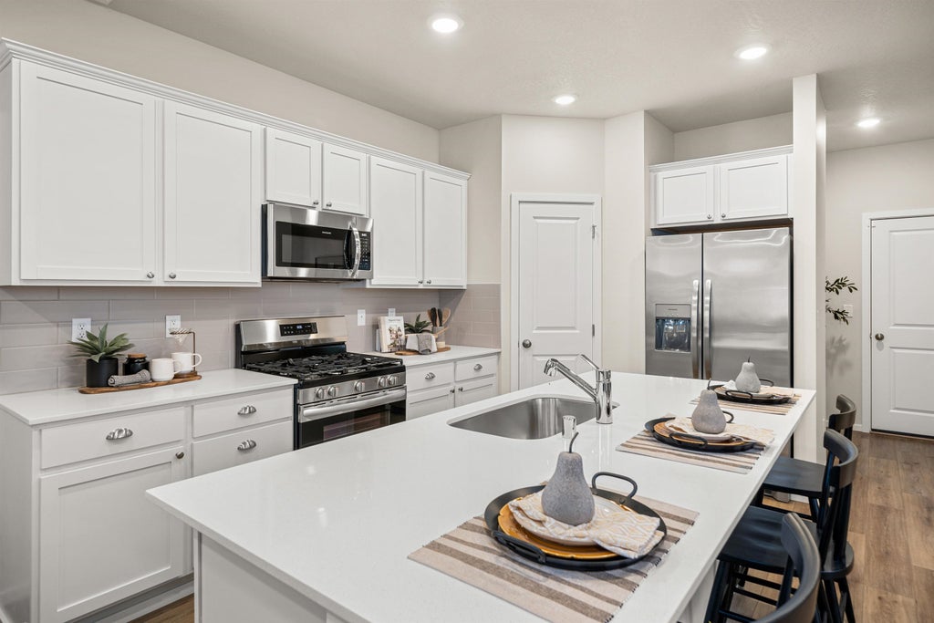 Photo of 2669 N Broadwing Ln, Liberty Lake, WA 99019 (MLS # 202624630)