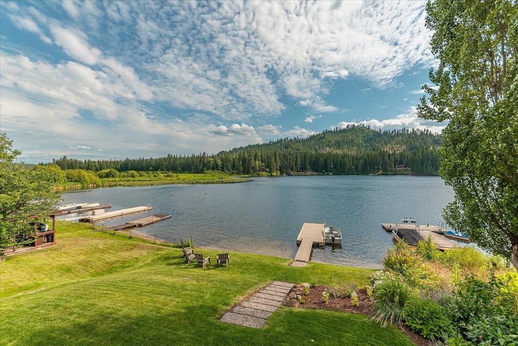 Photo of 91 Viewpoint Rd, Newport, WA 99156 (MLS # 202621162)