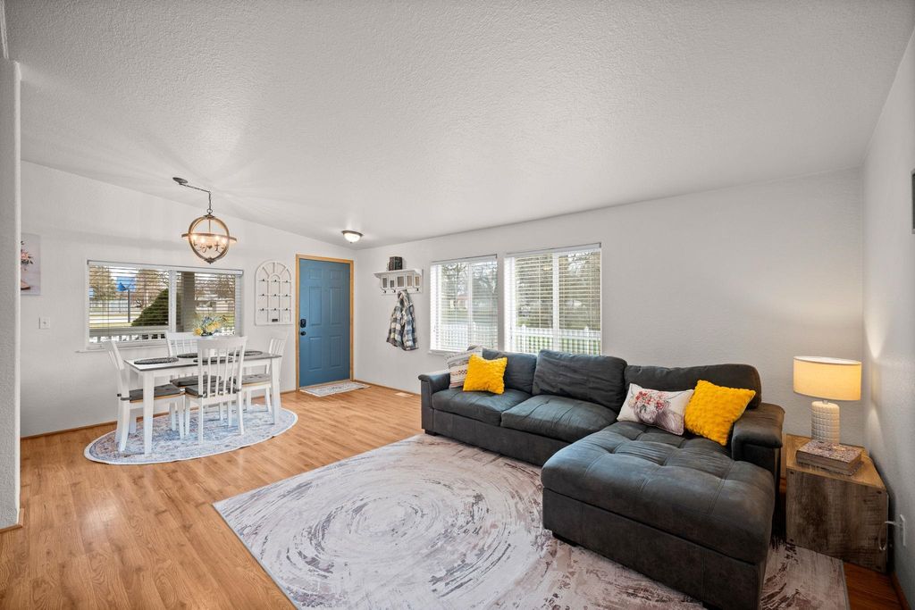 Photo of 116 E C St, Deer Park, WA 99006 (MLS # 202615511)