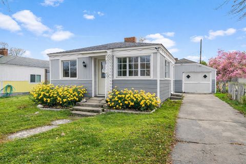 Photo of 4910 E 1st Ave, Spokane, WA 99212 (MLS # 202613636)