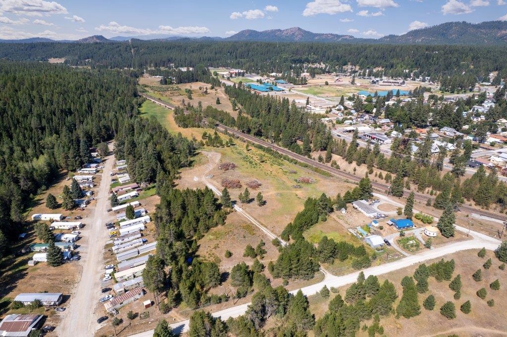 Photo 1 of 17 — NKN Warren Ave, Newport, WA 99156