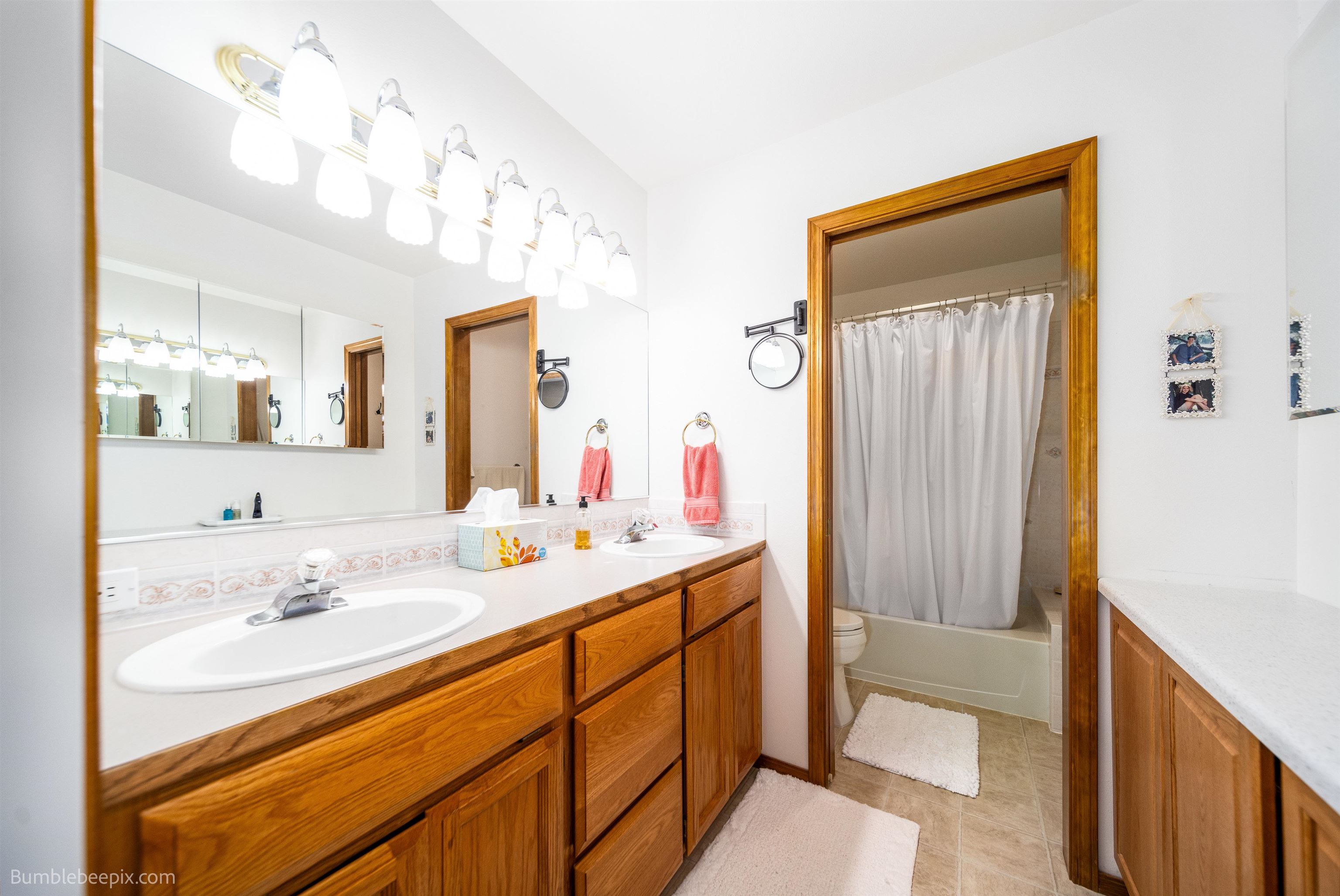 Spokane, Washington 99208, United States, 3 Bedrooms Bedrooms, ,3 BathroomsBathrooms,Residential,Active,59158