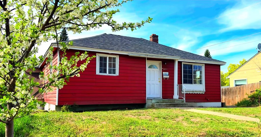Photo of 2211 W W Rowan Ave Ave, Spokane, WA 99205 (MLS # 202615723)