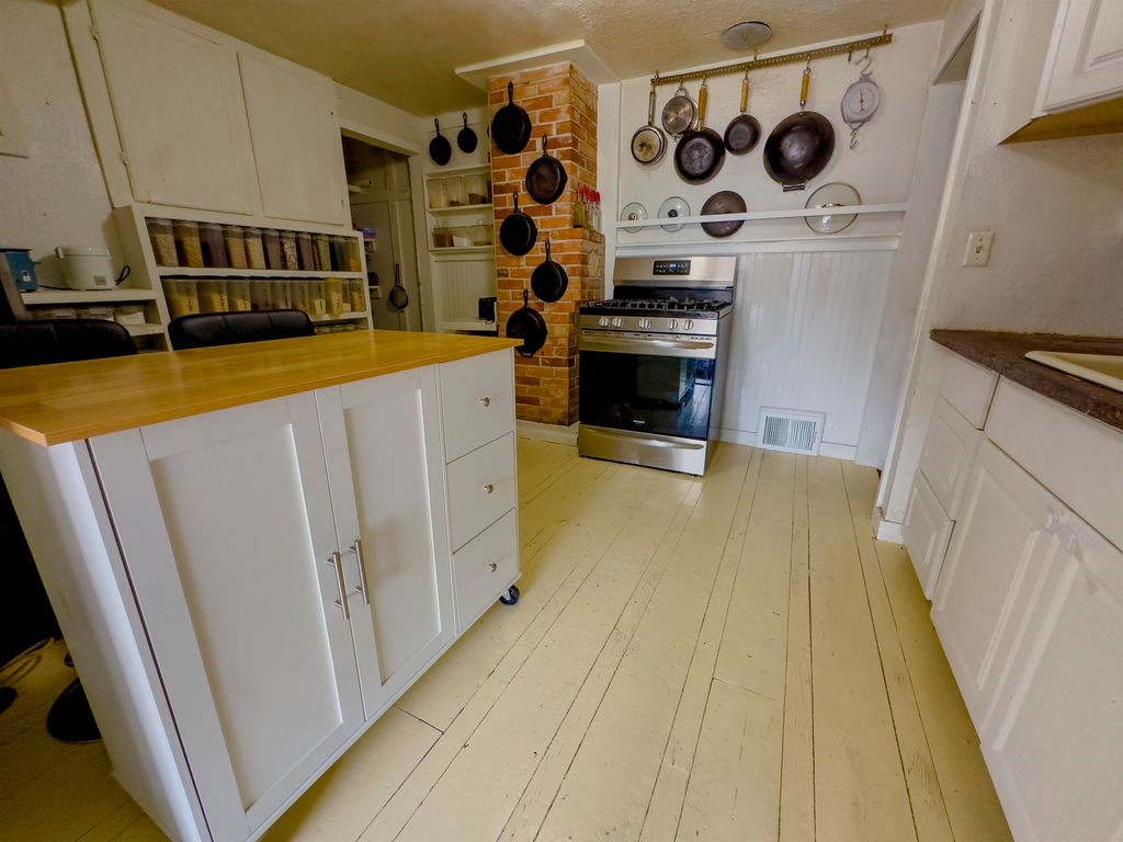 Photo of 2211 W W Rowan Ave Ave, Spokane, WA 99205 (MLS # 202615723)