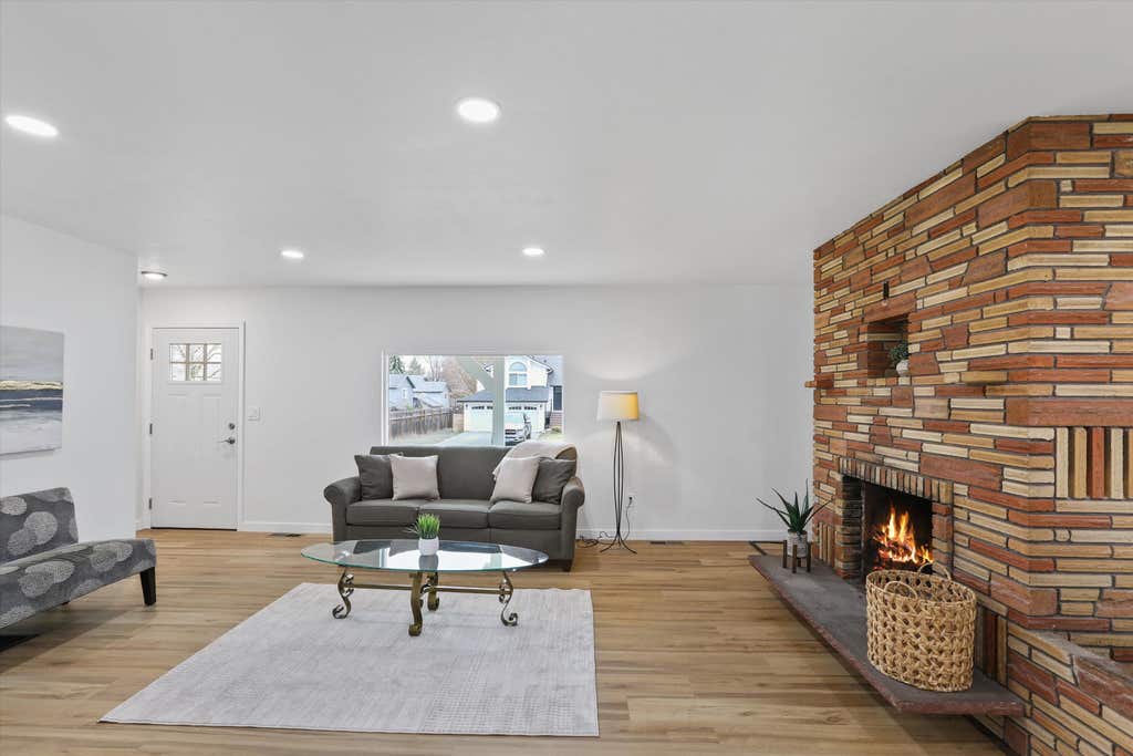 Photo of 3317 W 7th Ave, Spokane, WA 99224 (MLS # 202620994)