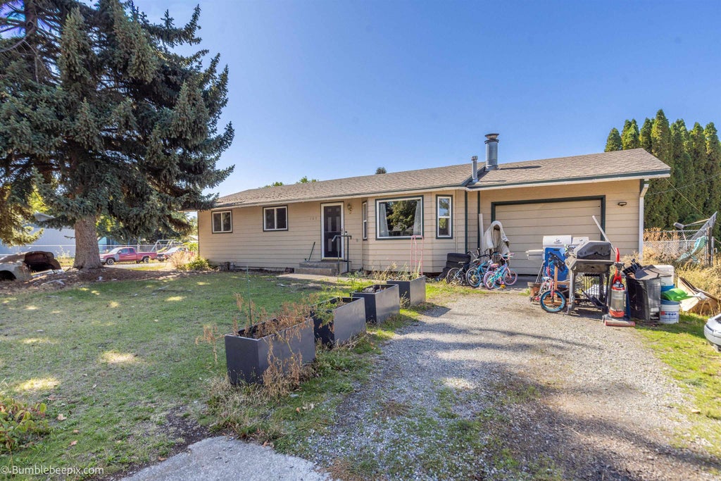 Photo of 105 N Holiday Rd, Spokane Valley, WA 99016 (MLS # 202624507)