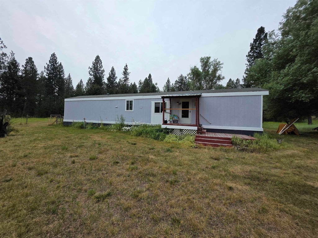 Photo of 40507 N Division Rd, Deer Park, WA 99006 (MLS # 202621290)
