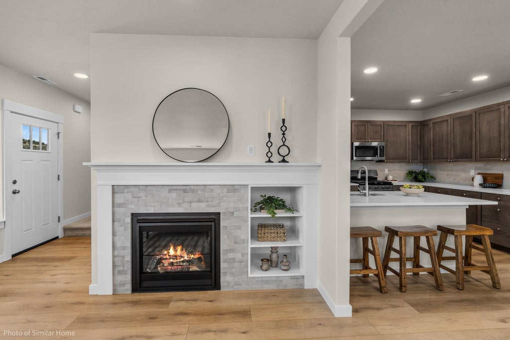 Photo of 8715 N Hemlock St, Spokane, WA 99208 (MLS # 202624562)