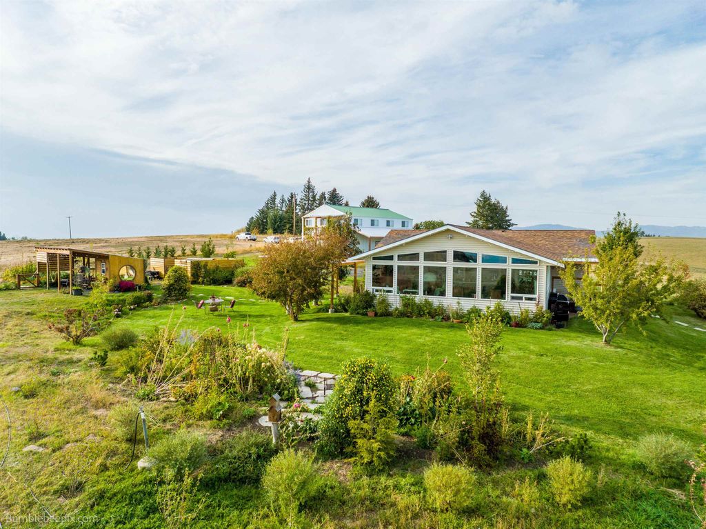 Photo of 22810 E Rockford Idaho Rd, Rockford, WA 99030 (MLS # 202616600)