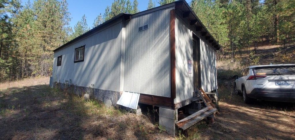 Photo of 3733-XX Sand Creek Rd, Kettle Falls, WA 99141 (MLS # 202616388)
