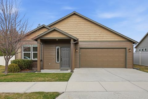 Photo of 4605 E 22nd Ct, Spokane, WA 99223 (MLS # 202613383)