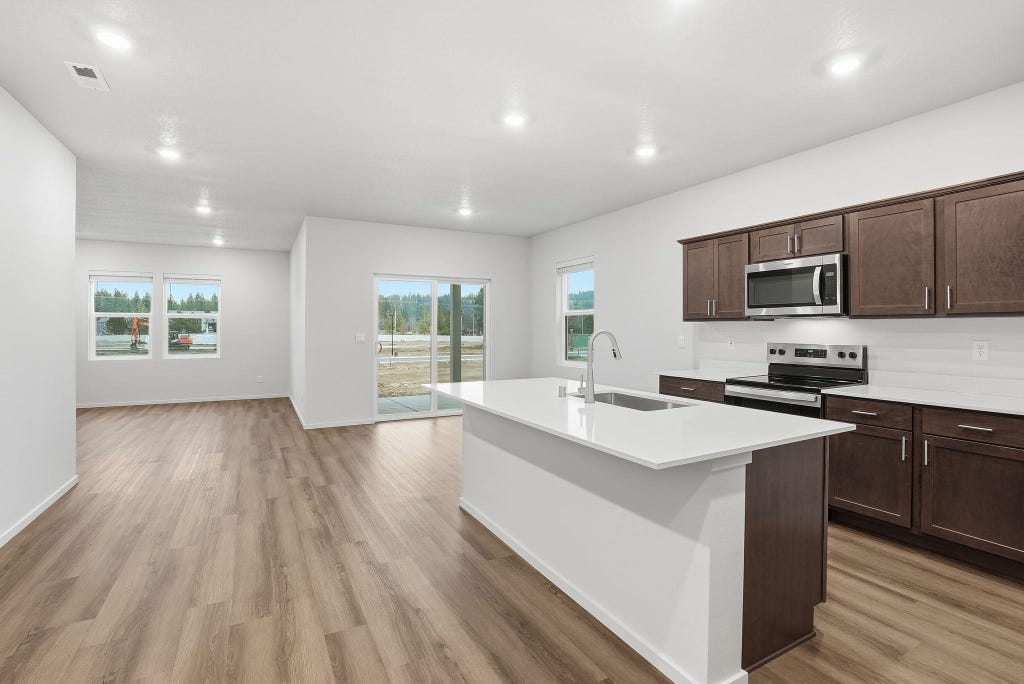 Photo of 3814 S McCabe Ln, Spokane, WA 99206 (MLS # 202622812)