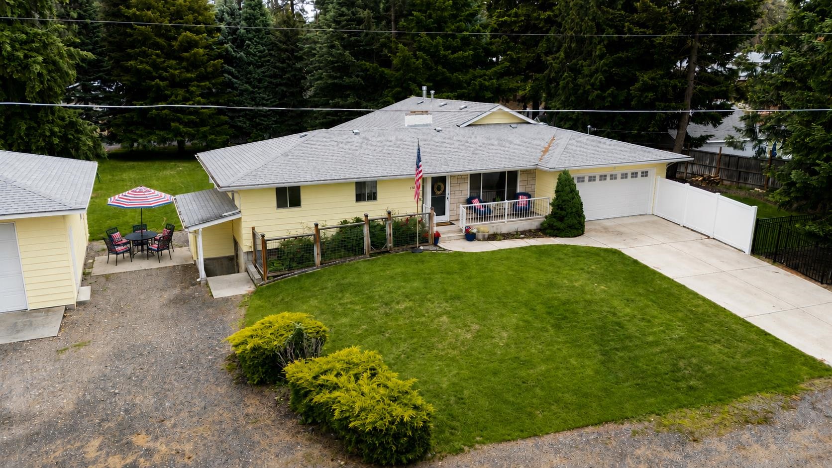 Photo 1 of 43 — 17704 N Hilltop Rd, Colbert, WA 99005